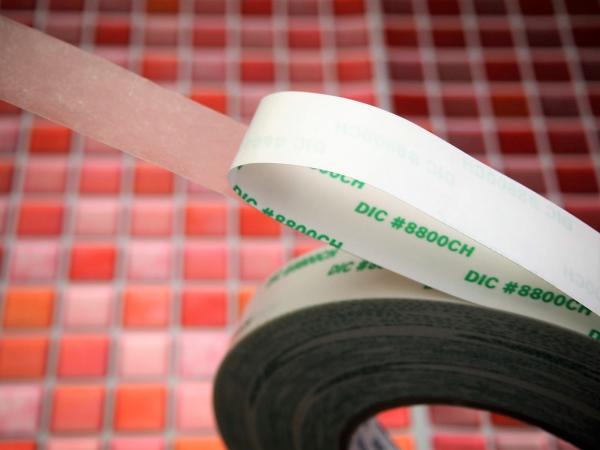 DIC リサイクル部材用 両面接着テープ #8800CH  20mm幅×50m巻　1本