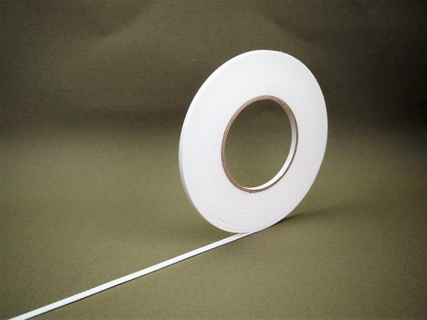 イノベクト　1mm厚 PE発泡基材 両面粘着テープ №8950　5mm幅×10m巻　1本
