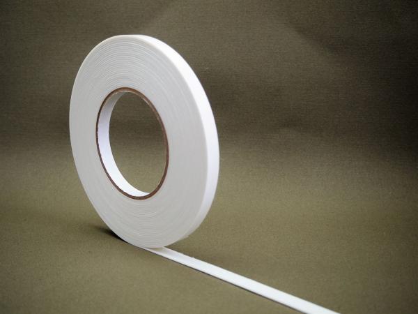 イノベクト　1㎜厚 PE発泡基材 両面粘着テープ №8950　10mm幅×10m巻　1本